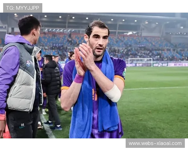 足坛聚焦赛场之外法律风波与球迷抗议引发全球热议