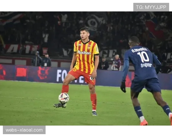 朗斯官方宣布签下35岁法国门将马蒂厄·戈尔热兰 朗斯官方宣布签下35岁法国门将马蒂厄·戈尔热兰